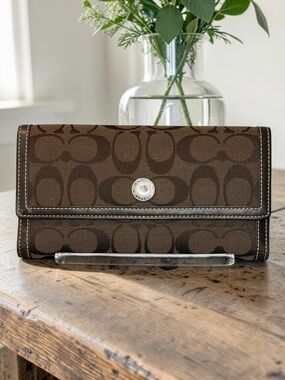 Coach Vintage Signature Jacquard Checkbook Wallet